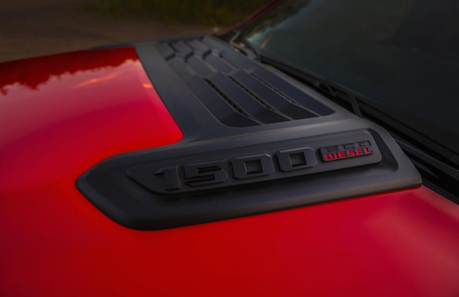 Детали экстерьера Ram 1500 Rebel Crew Cab EcoDiesel (DT) 2019 года  (фото 2 из 43)